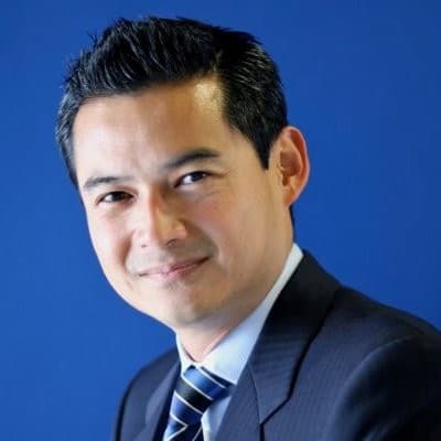 Portrait of Ken Lee